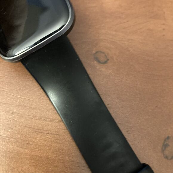 Fitbit Versa 2 Activity Tracker MN FB507 Black/Gray No Charger Tested Works - Picture 4 of 7